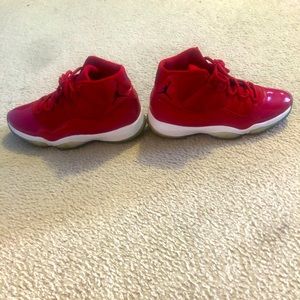 Jordan Red 11’s